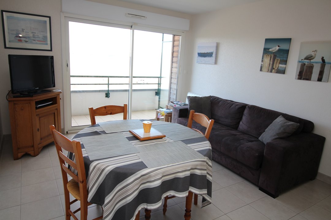 /picture/helios/118055001/YACHTING 25/1_2025-11-01CET00h00-09.jpg